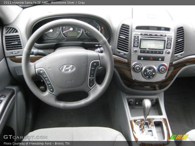 Dashboard of 2011 Santa Fe SE AWD