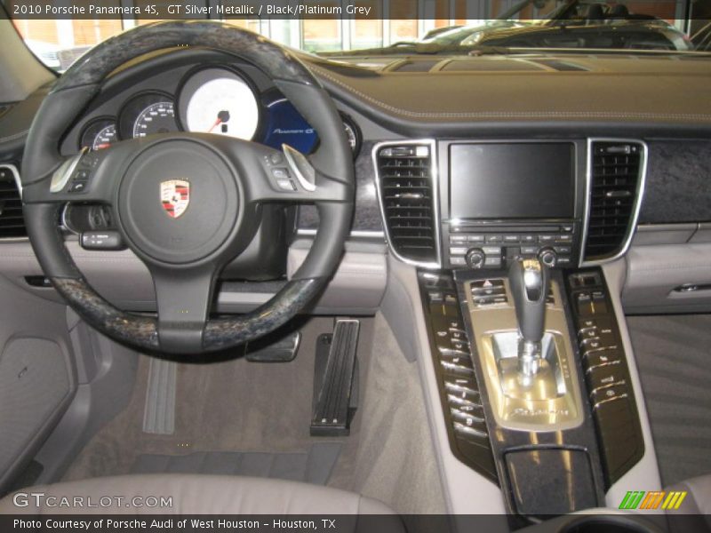 GT Silver Metallic / Black/Platinum Grey 2010 Porsche Panamera 4S