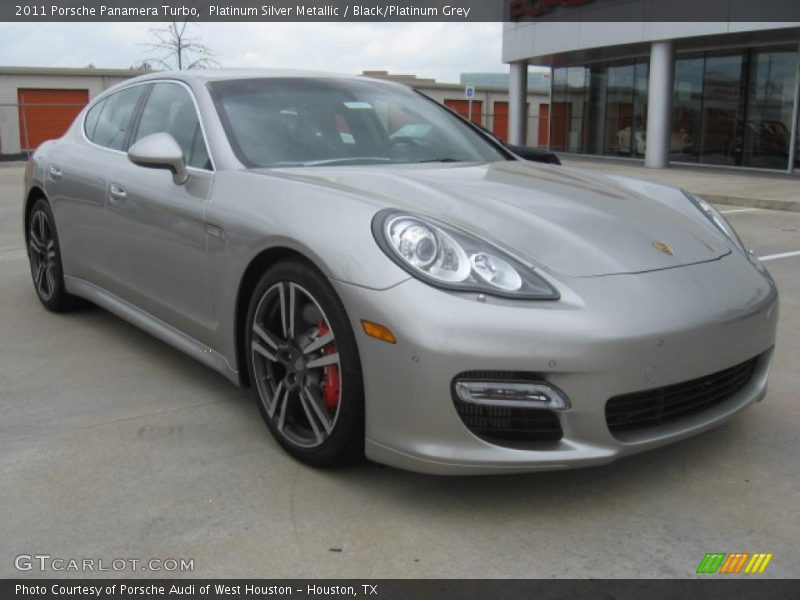 Front 3/4 View of 2011 Panamera Turbo