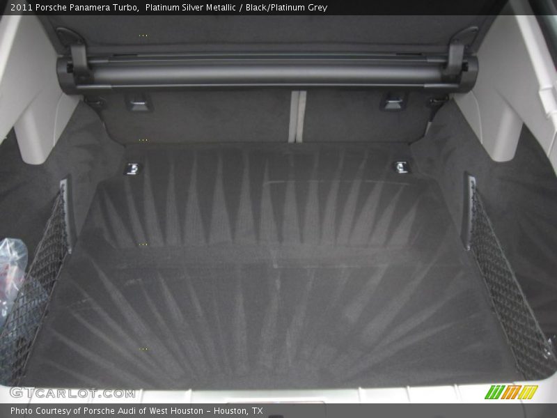  2011 Panamera Turbo Trunk