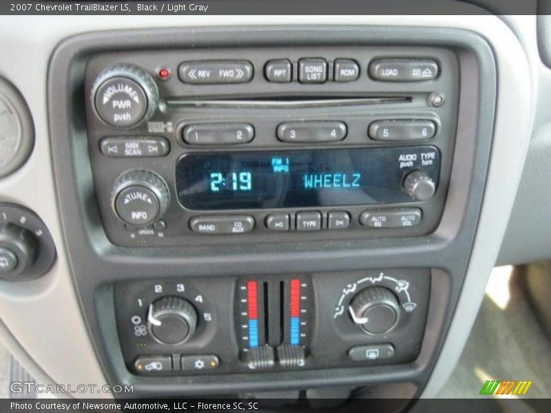 Black / Light Gray 2007 Chevrolet TrailBlazer LS