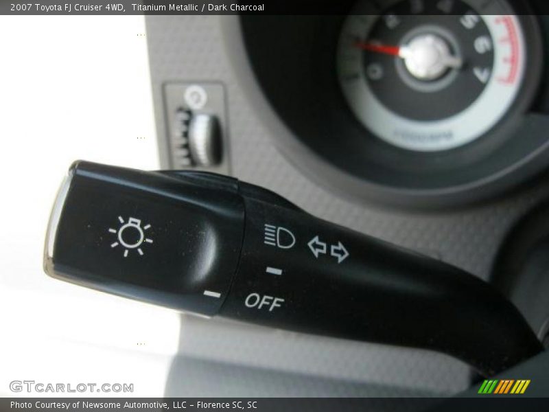 Titanium Metallic / Dark Charcoal 2007 Toyota FJ Cruiser 4WD
