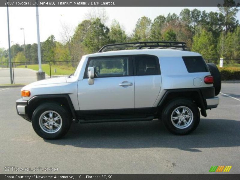  2007 FJ Cruiser 4WD Titanium Metallic