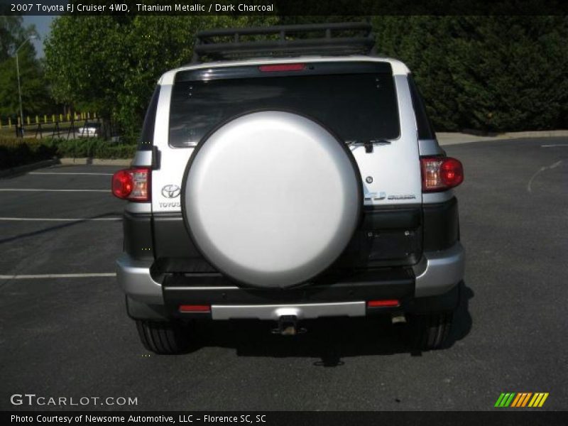 Titanium Metallic / Dark Charcoal 2007 Toyota FJ Cruiser 4WD