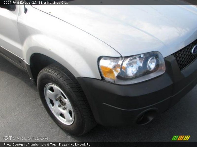 Silver Metallic / Gray 2007 Ford Escape XLS