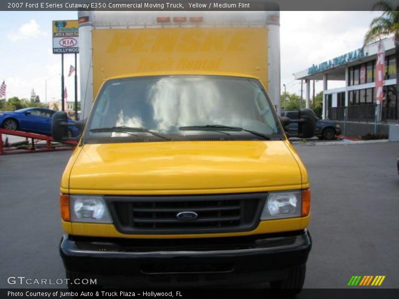 Yellow / Medium Flint 2007 Ford E Series Cutaway E350 Commercial Moving Truck