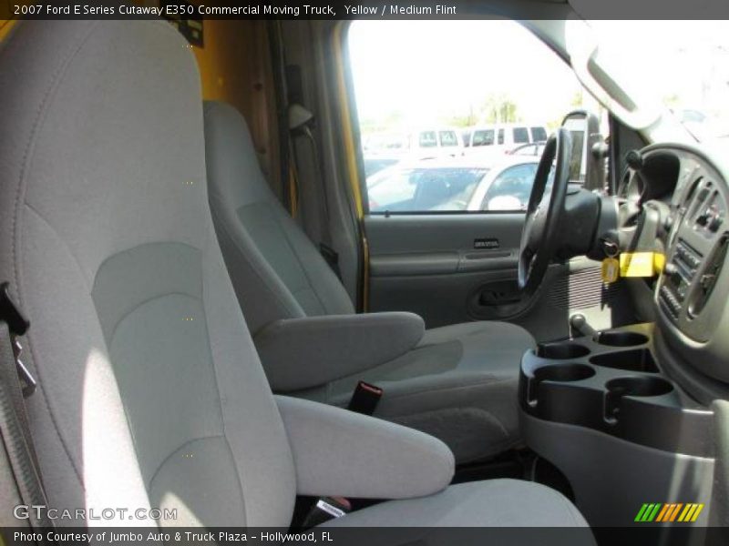 Yellow / Medium Flint 2007 Ford E Series Cutaway E350 Commercial Moving Truck