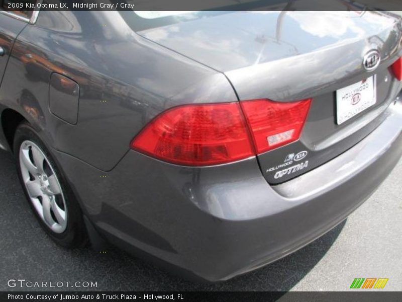 Midnight Gray / Gray 2009 Kia Optima LX