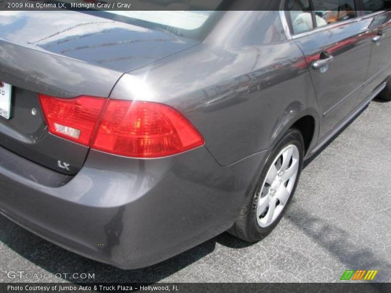 Midnight Gray / Gray 2009 Kia Optima LX