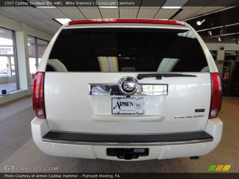 White Diamond / Cocoa/Light Cashmere 2007 Cadillac Escalade ESV AWD