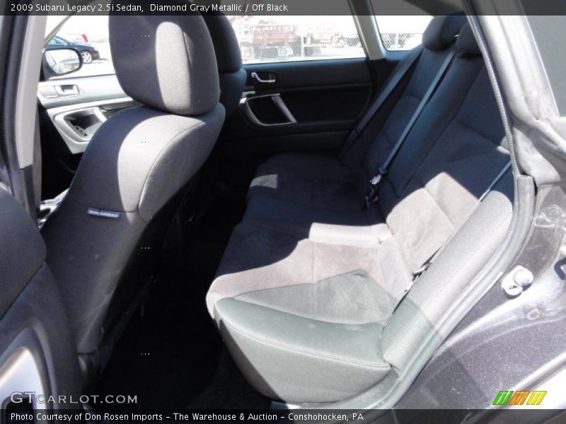 Diamond Gray Metallic / Off Black 2009 Subaru Legacy 2.5i Sedan