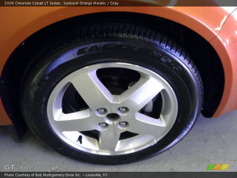 Sunburst Orange Metallic / Gray 2006 Chevrolet Cobalt LT Sedan