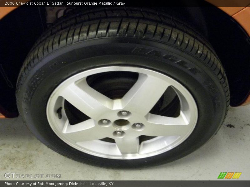 Sunburst Orange Metallic / Gray 2006 Chevrolet Cobalt LT Sedan