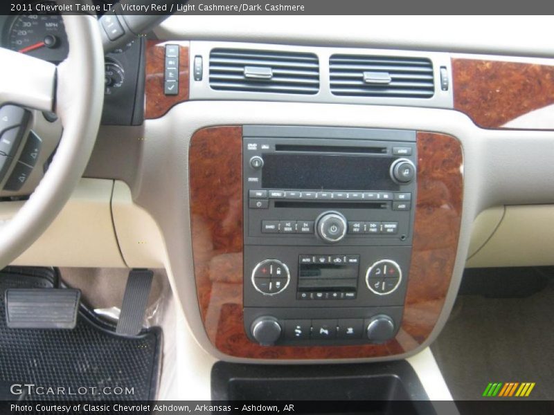 Controls of 2011 Tahoe LT