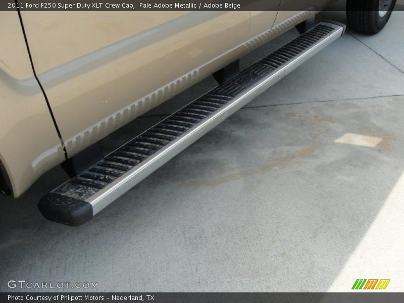 Pale Adobe Metallic / Adobe Beige 2011 Ford F250 Super Duty XLT Crew Cab