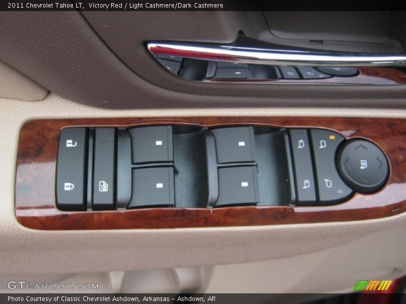 Controls of 2011 Tahoe LT