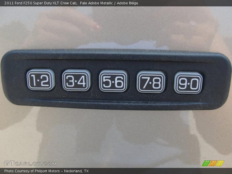 Pale Adobe Metallic / Adobe Beige 2011 Ford F250 Super Duty XLT Crew Cab