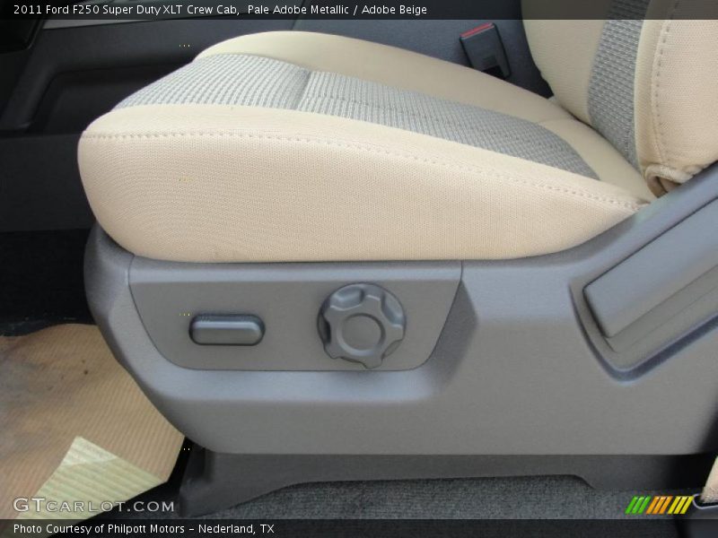 Pale Adobe Metallic / Adobe Beige 2011 Ford F250 Super Duty XLT Crew Cab