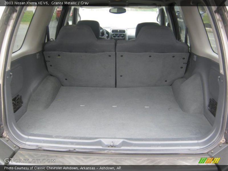  2003 Xterra XE V6 Trunk
