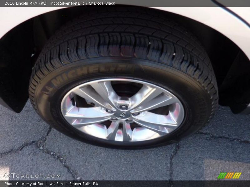 Ingot Silver Metallic / Charcoal Black 2010 Lincoln MKX FWD