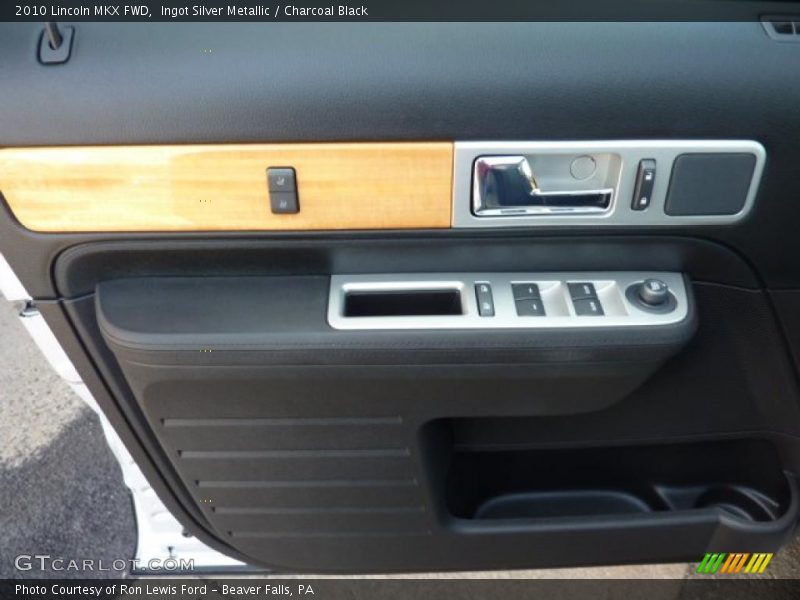 Ingot Silver Metallic / Charcoal Black 2010 Lincoln MKX FWD