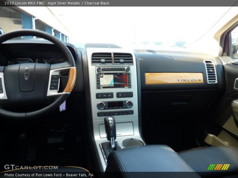 Dashboard of 2010 MKX FWD