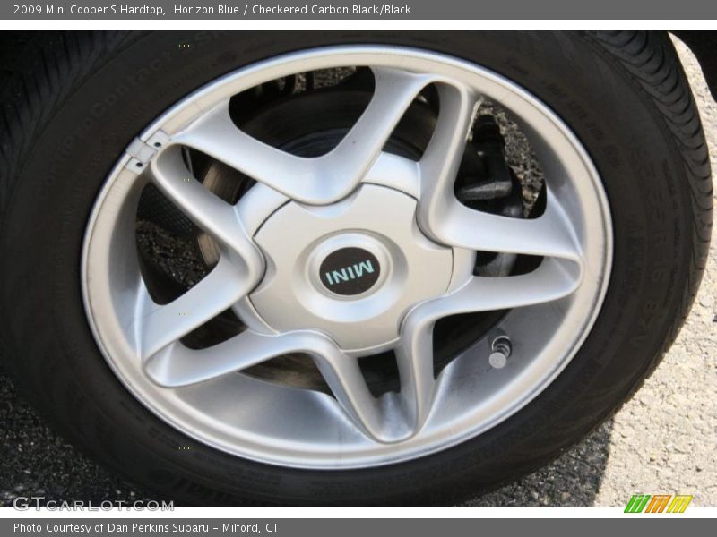 Horizon Blue / Checkered Carbon Black/Black 2009 Mini Cooper S Hardtop