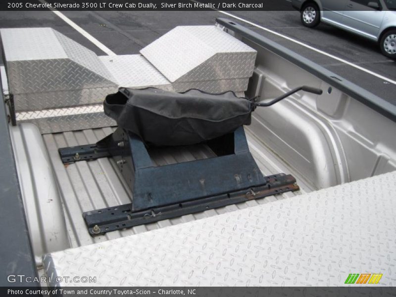 Silver Birch Metallic / Dark Charcoal 2005 Chevrolet Silverado 3500 LT Crew Cab Dually