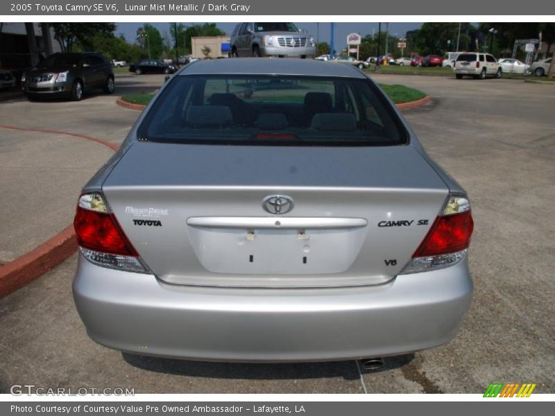 Lunar Mist Metallic / Dark Gray 2005 Toyota Camry SE V6