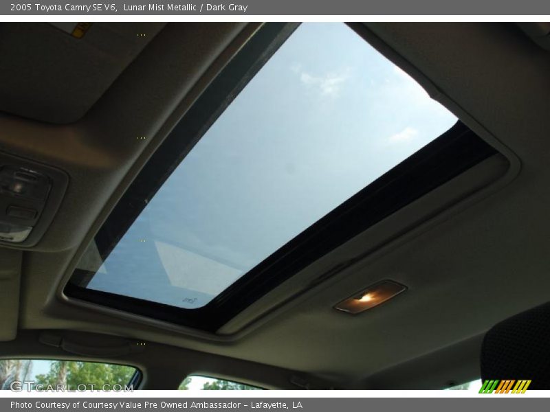 Lunar Mist Metallic / Dark Gray 2005 Toyota Camry SE V6