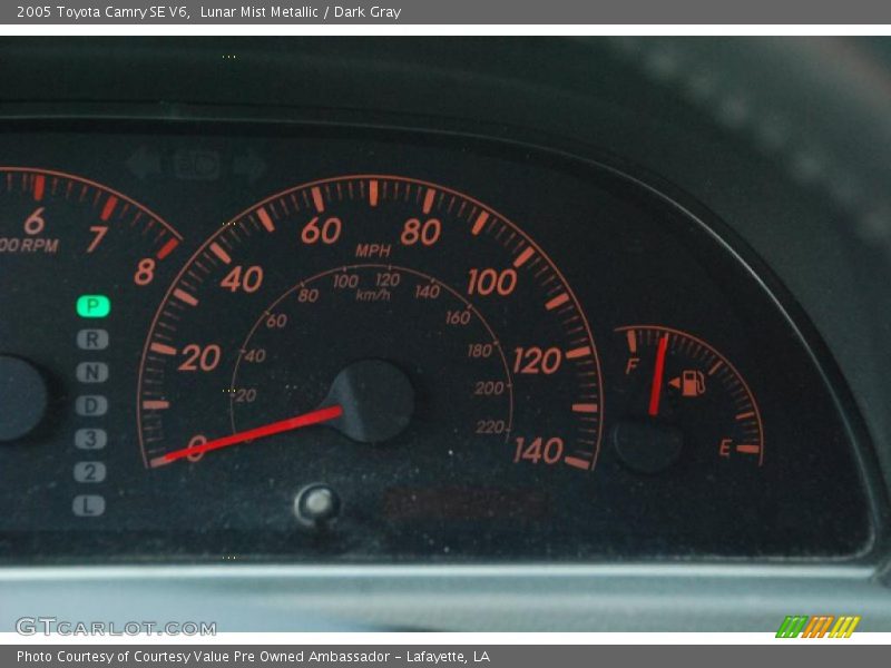 Lunar Mist Metallic / Dark Gray 2005 Toyota Camry SE V6