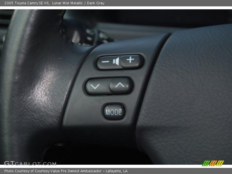 Lunar Mist Metallic / Dark Gray 2005 Toyota Camry SE V6