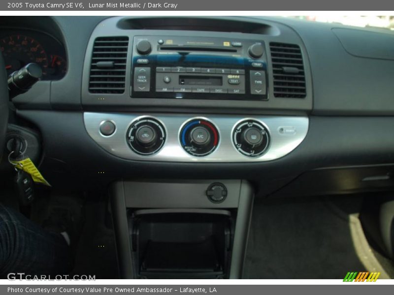 Lunar Mist Metallic / Dark Gray 2005 Toyota Camry SE V6