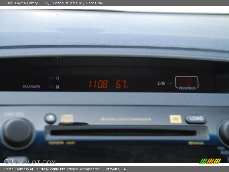 Lunar Mist Metallic / Dark Gray 2005 Toyota Camry SE V6