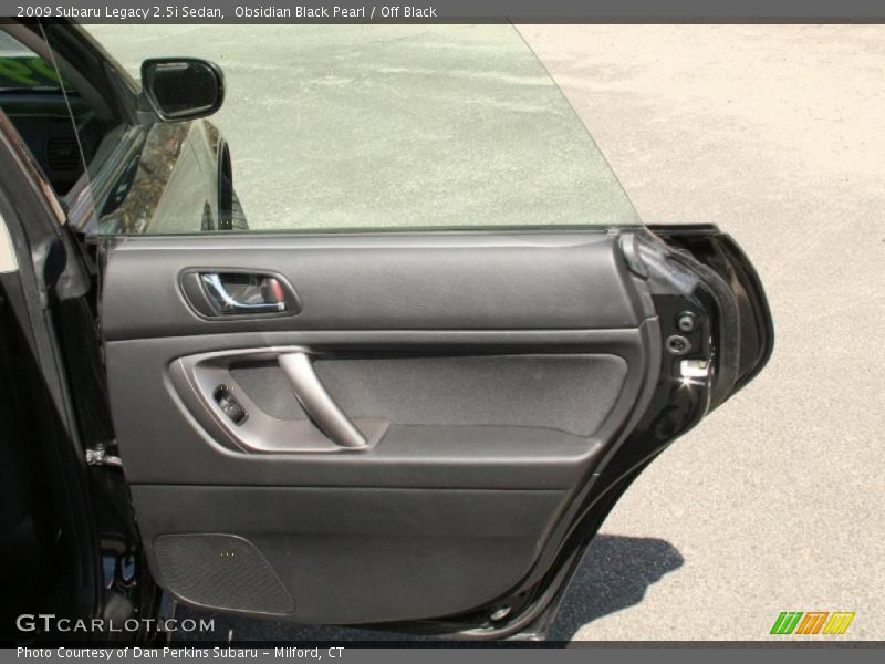 Obsidian Black Pearl / Off Black 2009 Subaru Legacy 2.5i Sedan