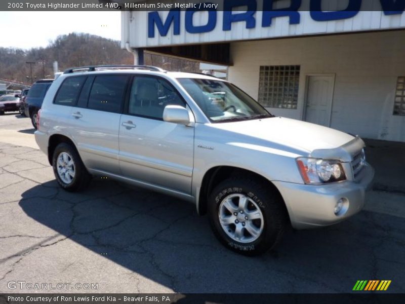 Millennium Silver Metallic / Ivory 2002 Toyota Highlander Limited 4WD