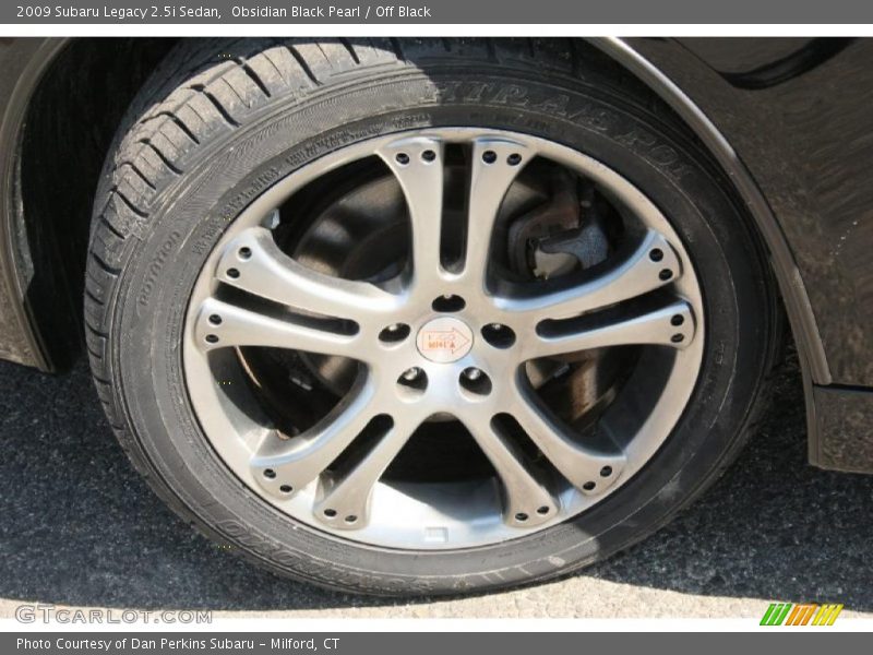 Obsidian Black Pearl / Off Black 2009 Subaru Legacy 2.5i Sedan
