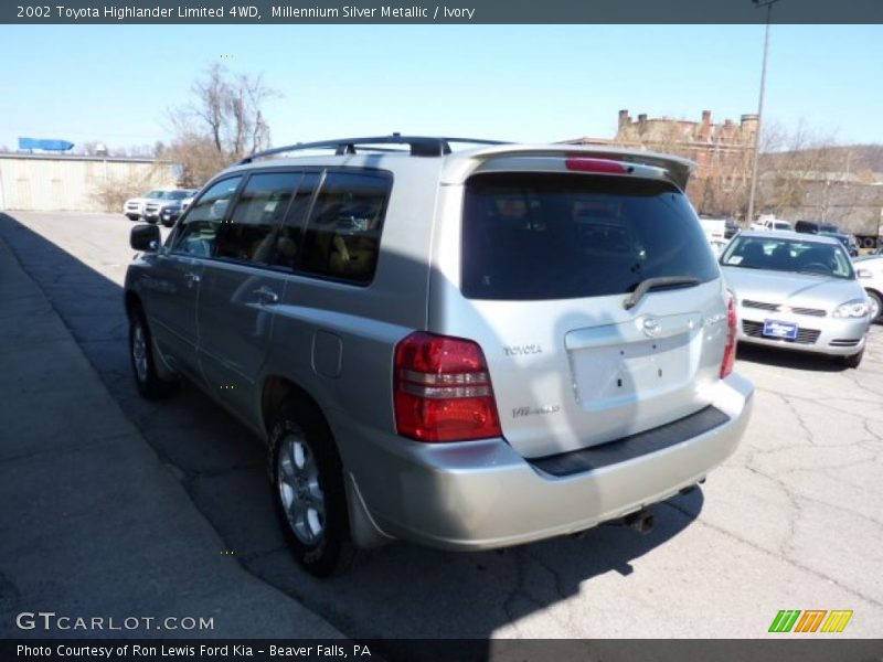 Millennium Silver Metallic / Ivory 2002 Toyota Highlander Limited 4WD