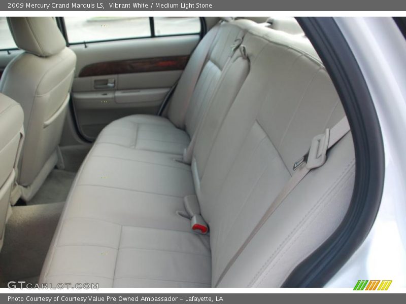 Vibrant White / Medium Light Stone 2009 Mercury Grand Marquis LS