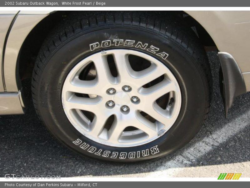 White Frost Pearl / Beige 2002 Subaru Outback Wagon
