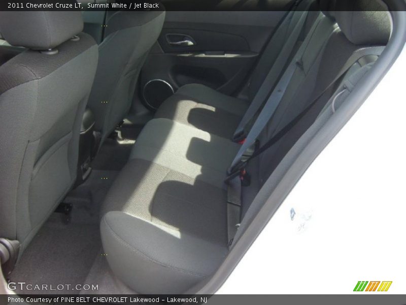 Summit White / Jet Black 2011 Chevrolet Cruze LT