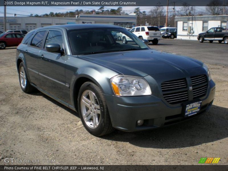 Magnesium Pearl / Dark Slate Gray/Light Graystone 2005 Dodge Magnum R/T