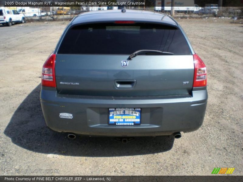 Magnesium Pearl / Dark Slate Gray/Light Graystone 2005 Dodge Magnum R/T