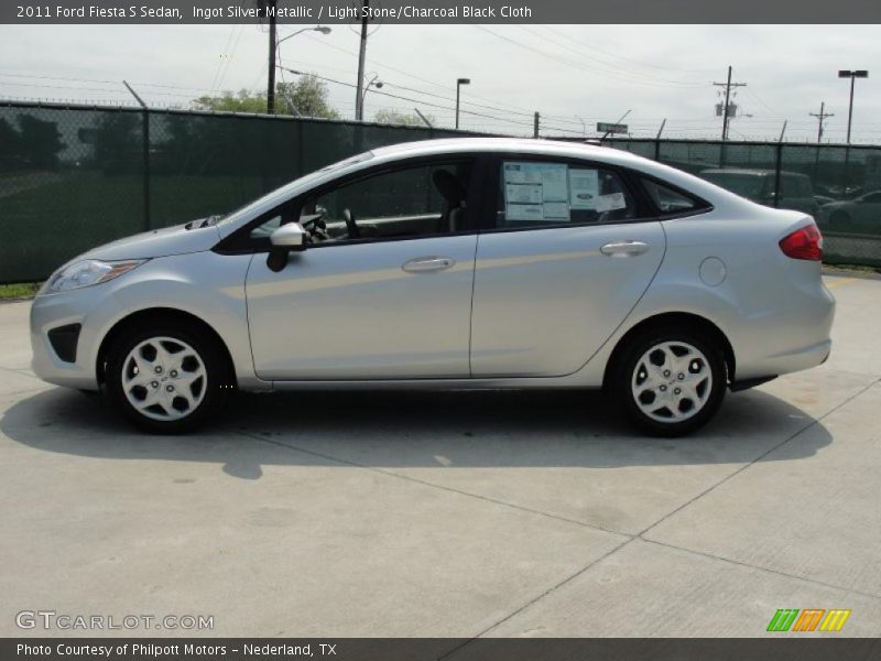 Ingot Silver Metallic / Light Stone/Charcoal Black Cloth 2011 Ford Fiesta S Sedan