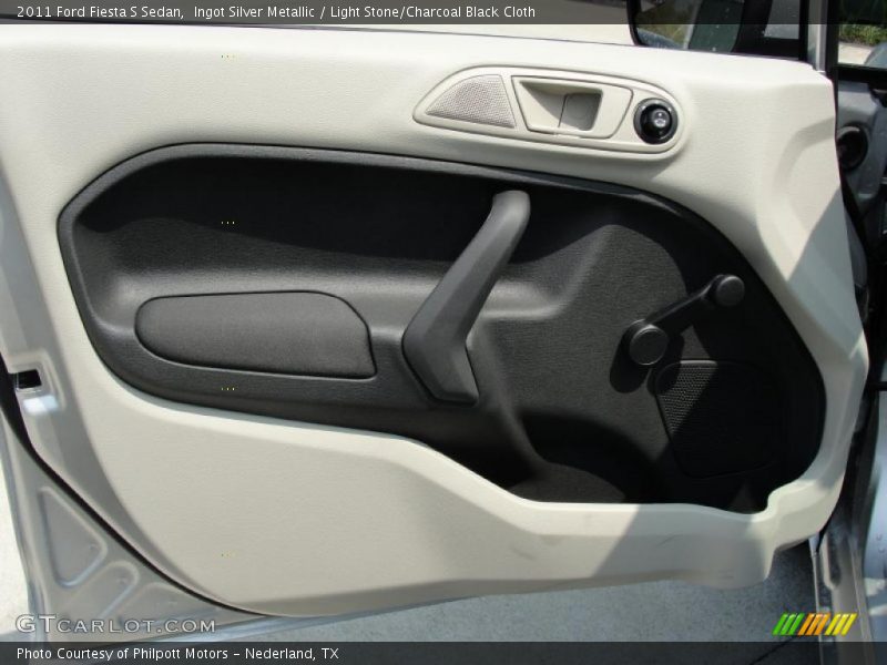 Ingot Silver Metallic / Light Stone/Charcoal Black Cloth 2011 Ford Fiesta S Sedan