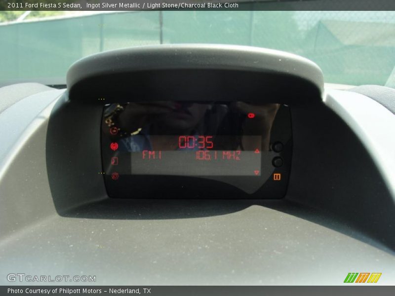 Ingot Silver Metallic / Light Stone/Charcoal Black Cloth 2011 Ford Fiesta S Sedan