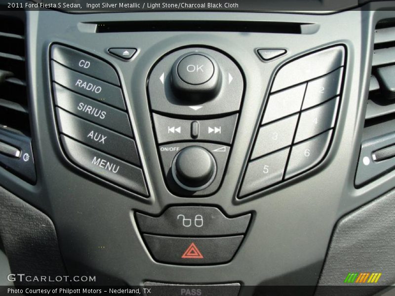Ingot Silver Metallic / Light Stone/Charcoal Black Cloth 2011 Ford Fiesta S Sedan