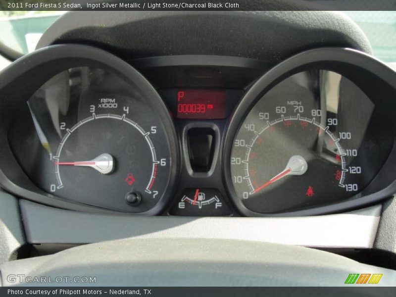 Ingot Silver Metallic / Light Stone/Charcoal Black Cloth 2011 Ford Fiesta S Sedan