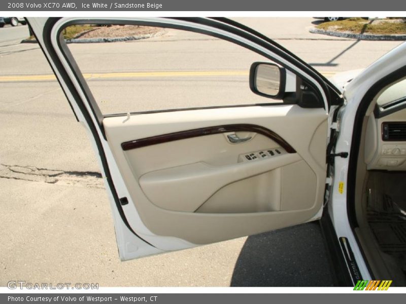 Ice White / Sandstone Beige 2008 Volvo XC70 AWD