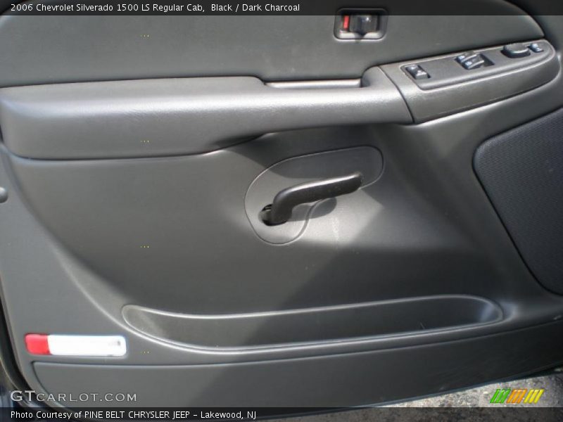 Black / Dark Charcoal 2006 Chevrolet Silverado 1500 LS Regular Cab